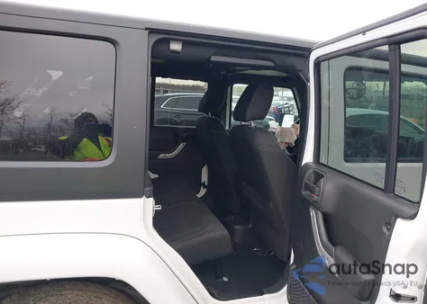 2017 Jeep Wrangler Unlimited Sahara 4X4 from USA, damaged, VIN 1C4BJWEG2HL695672